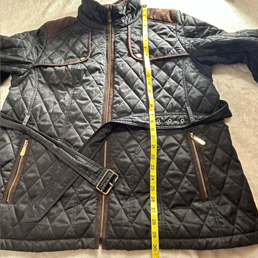 Vince Camuto Black Quilted Jacket with Brown Trim and Gold Accents Size 1X - Picture 5 of 14